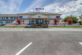 Motel 6-Front Royal, VA